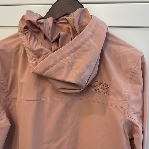 The North Face Men’s Cafe Crème Jacket - Picture 5 of 8